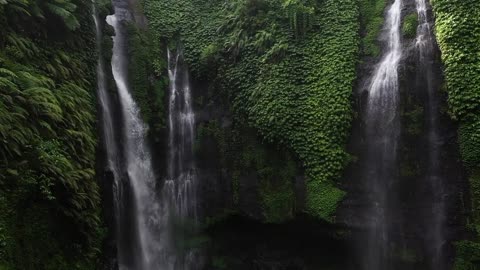 Waterfalls magnificent-view