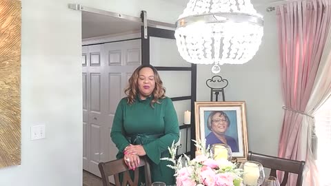 ***Mother's Day Tablescape | Dining Room and Entryway Styling 2022***