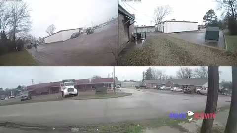 Dashcam Shows Police Chase of Stolen Vehicle Suspects in Lufkin, Texas