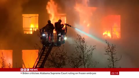 ℹ️ Firefighters battle huge blaze engulfing apartment block in Spain | BBC News