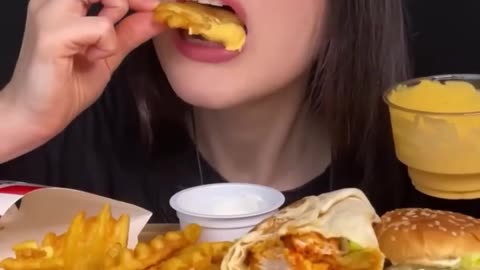 KFC Meal Eating ASMR Food Vlogger