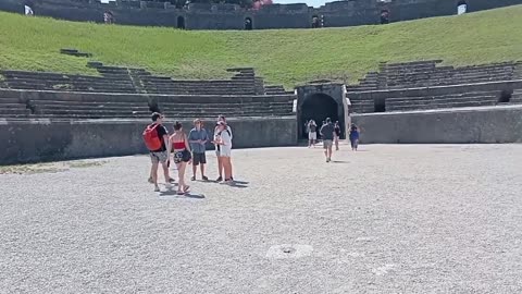 Walking Tour Of Pompeii Ruins 2023