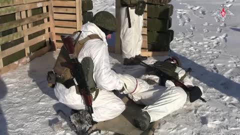 Mobilised servicemen undergo a course in tactical medicine on Sakhalin