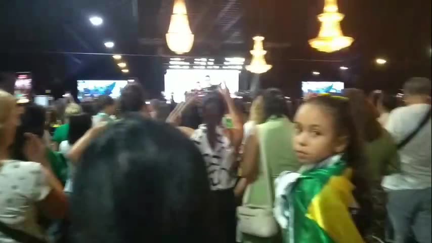 Nosso Amado Presidente Jair Messias Bolsonaro em Vitória 11/11/23 Vídeo 03