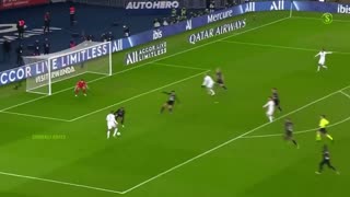 7 Legendary Plays by Messi for Paris Saint-Germain