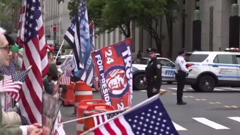 These patriots are outside the courthouse everyday to support President Trump