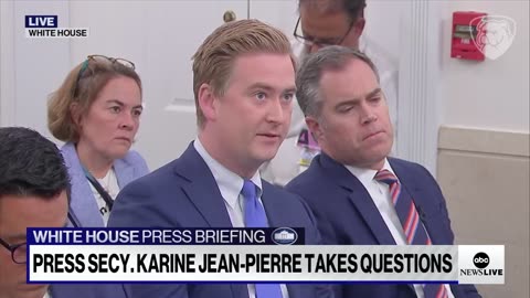 NBC reporter visibly TRIGGERED after hearing Doocy's brutal Biden question