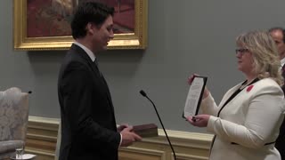 Justin Trudeau takes oath to a Dead Queen Victoria - as she left NO heirs!