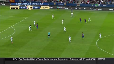 Leo Messi cheeky nutmeg & bags stunning assist during Barcelona v Leicester