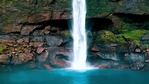 Phe Phe Falls, Meghalaya📍😲 Name a Better Waterfall...? 😍