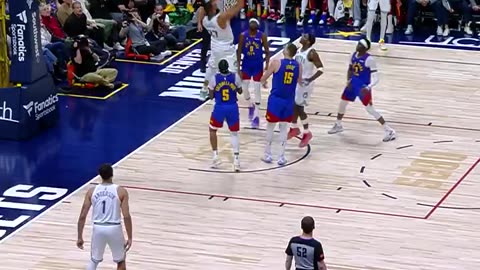 Edwards to Gobert! Monster Lob Extends Wolves' Lead