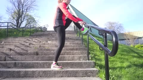 WORKOUT VIDEO 12 fun and quick exercises to be done in stairs
