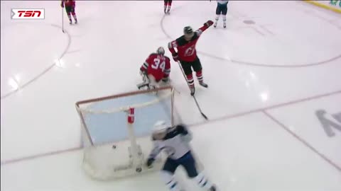 Ehlers Unleashes! Powerful Slapshot Nets Goal