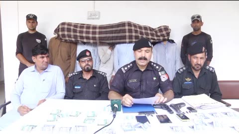 رات کے وقت عام لوگوں کو اسلحہ کی نوک پر لوٹنے والا گروہ بے نقاب سرغنہ سمیت گرفتار،