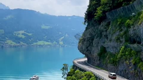 Summer Vibes at the Lake Thun