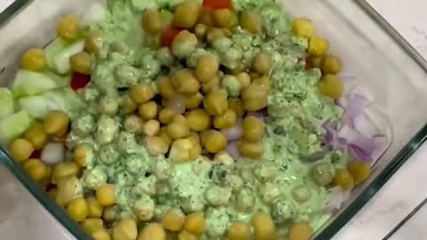 Check out the yummy and delicious vegan salad recipe perfect for vegetarian