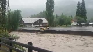 Floods are currently occurring in the Écrins region of France due to heavy rains and snowmelt.