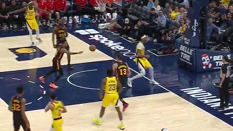 MYLES TURNER THROWS DOWN THE POSTER JAM 😱💥