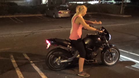 MARIA AND DEANNA - HOW TO LEARN TO RIDE A MOTORCYCLE - Motorcycles Riding Tutorial