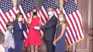 Pelosi Caught Breaking Her Own Mask Mandate for a Photo-shoot!