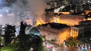 Incêndio atinge campus da Ufrgs, no Centro de Porto Alegre; veja o vídeo