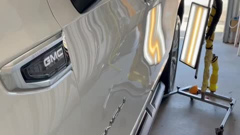 Glue pulling Dent Repair