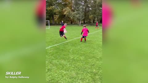 KIDS IN FOOTBALL - FAILS, SKILLS & GOALS