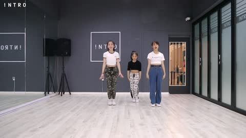 DALLA DALLA (달라 달라) - ITZY (있지) - KPOP 댄스커버 Dance Cover - INTRO Dance Music Studio