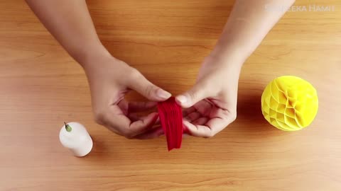 Making paper honeycomb bells with pepper crafts in 2017