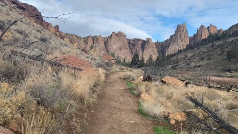 Central Oregon – Smith Rock State Park – Wolf Tree Trail – FULL – PART 1/3