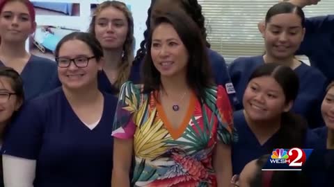 25_Casey DeSantis stops in New Smyrna Beach to rally for Republicans