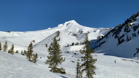 Bright White Mount Hood – White River West Sno Park – Mount Hood – Oregon – 4K