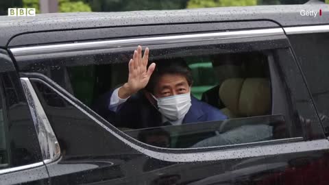 Shinzo Abe dies : शिंज़ो आबे का निधन, Japan के Ex-PM को भाषण के दौरान मारी गई थी गोली (BBC Hindi)