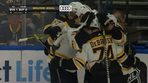 Boston Bruins Patrice Bergeron scores goals 15 seconds in