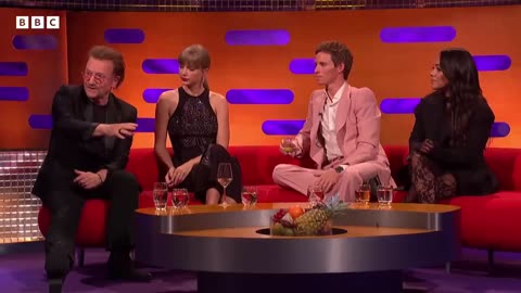 Bono sang to Frank Sinatra while drinking tequila 😲 @The Graham Norton Show ⭐️ BBC