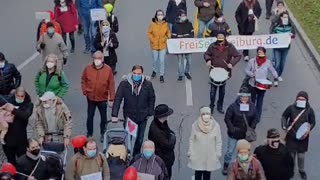 Demonstration der Corona-Maßnahmen-Gegner am 12.02.2022 in Freiburg, https://t.me/damals_wie_heute_fuer_immer