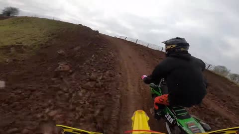 Cheddar MX 2023 Perfect conditions! RM 250 vs KX 250f lap after lap. Motocross.