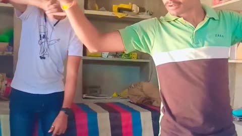 Tujhe haath pakad ke gumahu to gol gol gum full funny video 😁🤣