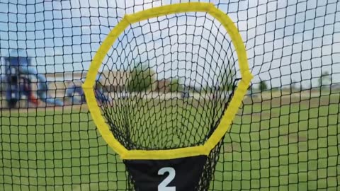 Frisbee Boomerang Trick Shot Battle