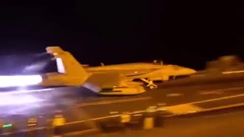 F-18 with full Afterburner catapulting from an Aircraft Carrier! 🔥