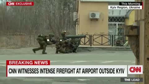 CNN captures intense firefight at airport outside of Kyiv