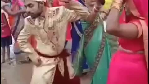 groom dance video