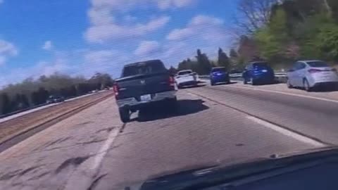 Idiot drivers and 7 near misses accidents all caught on Dash Cam