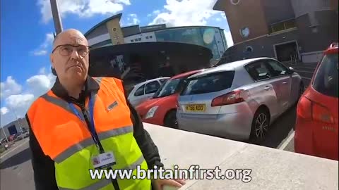 🇬🇧 BRITAIN FIRST HAND DELIVERS 84K STRONG PETITION TO THE RNLI 🇬🇧