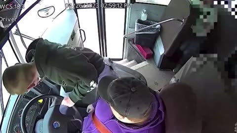 Dillon Reeves (13) Took Control Of The Bus When His Driver Had a Medical Emergency