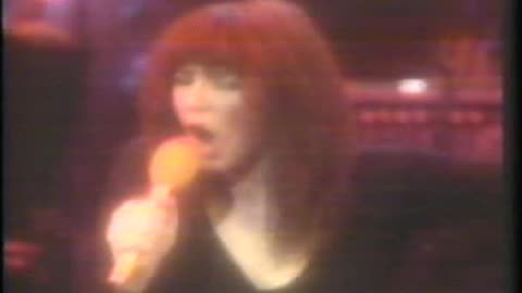 Kate Bush - Live Performance = Concert Music Video Hammersmith Odeon 1979