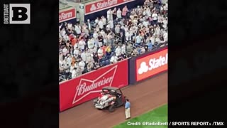 Yankees Cameraman HIT by Ball, THROWS Peace Sign to Crowd While Being Carried Off Field on Stretcher