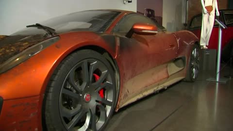 "Spectre" cars go on display in London