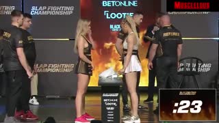 SLAP IN THE FACE FIGHT FEMALE - ARNOLD CLASSIC 2022