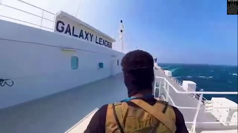 Video footage of Houthis in Yemen hijacking "Israeli" ship